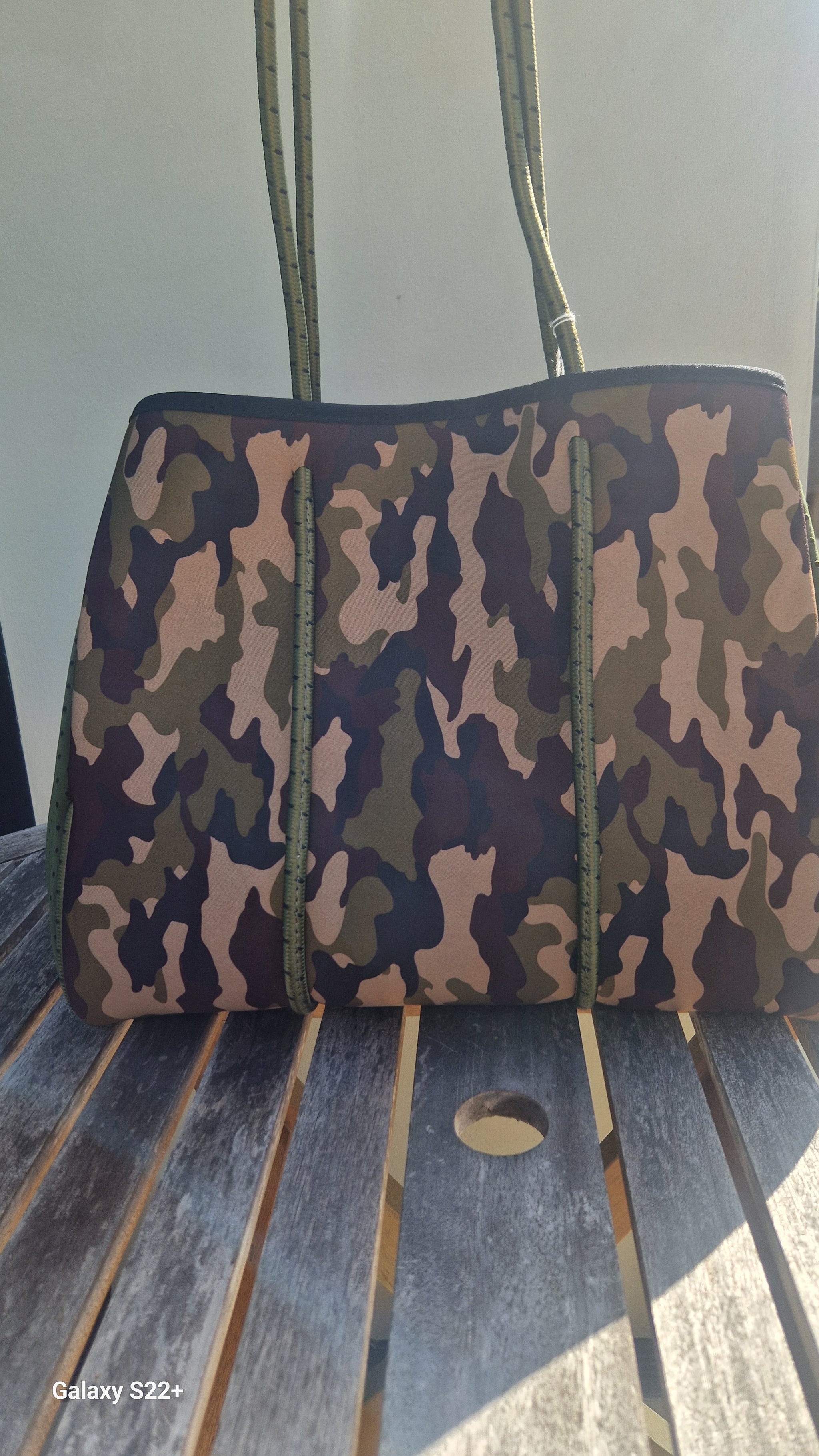 London Neoprene Tote Bag KHAKI CAMO